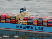 Kontejnerová loď v detailu