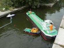 Manévr trup o trup byl ve stísněném prostoru dovolen.