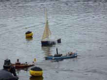Petr Kašpárek fotil poblíž startovní čáry vše, co plulo kolem.