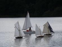 Modely plachetnic NSS s jednou skutečnou