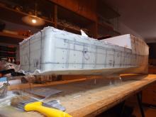 Sejmutý trup ze základní desky.