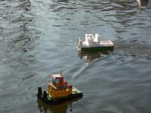 Tlačný remorkér Springer ve dvojím provedení