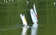 První 13 je Footy vítězky seriálu Terezy a druhá 67 je loď celkově druhého Dalibora Sebery, oba z DDM Třinec.