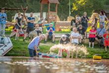 Na to, kolik bylo v kempu ubytováno lidí, jsme jich k vodě tolik nepřilákali.