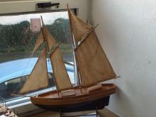 Retro model plachetnice