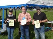 Stupně vítězů: 3. Miroslava Tomíšková, 1. Radoš Křemen a 2. Jiří Šejvl